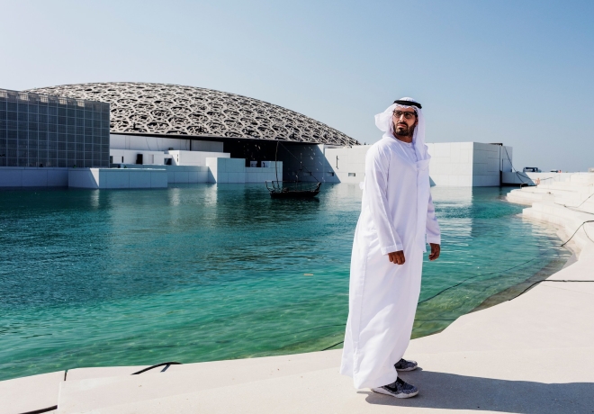 Jeden z patronů muzea Louvre v Abu Dhabi, šejk Mohamed Khalifa al-Mubarak