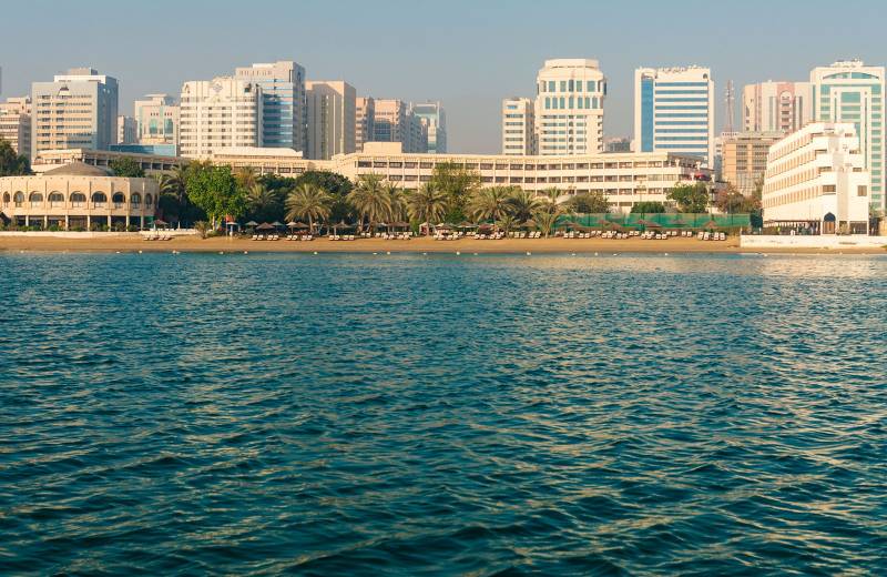 Le Meridien Abu Dhabi 4*