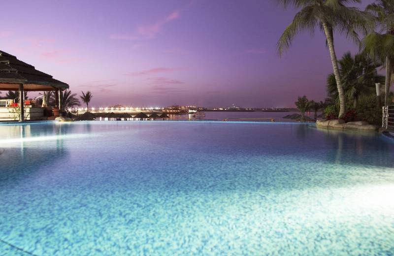 Le Méridien Mina Seyahi Beach Resort & Marina 5*