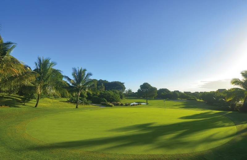 Dinarobin Beachcomber Golf Resort & Spa 5*