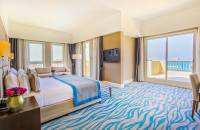 Two Bedroom Family Suite Sea Or Pool